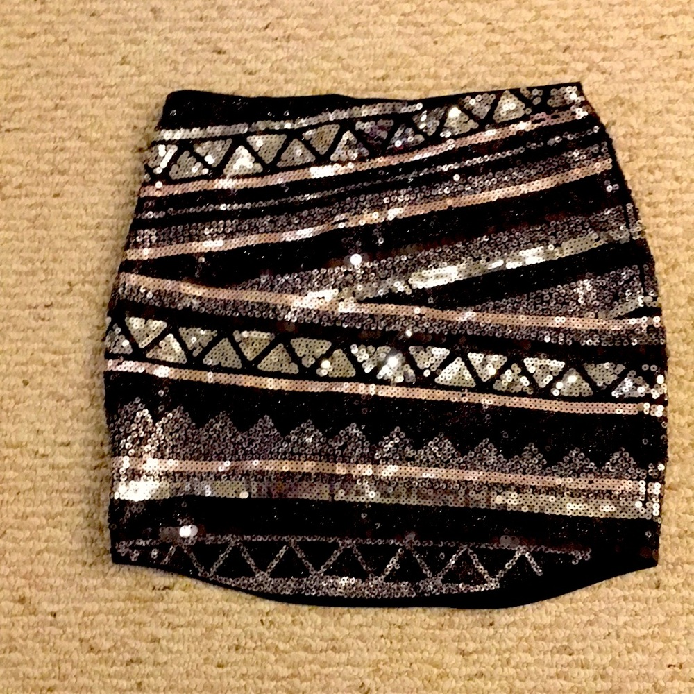 Cute sequin mini skirt.